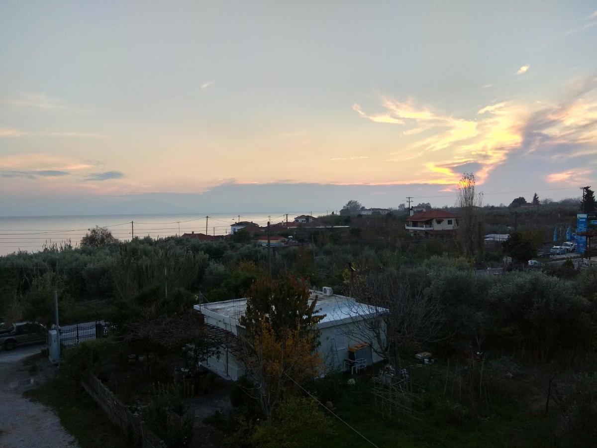 Sunset Apartment Platanidia